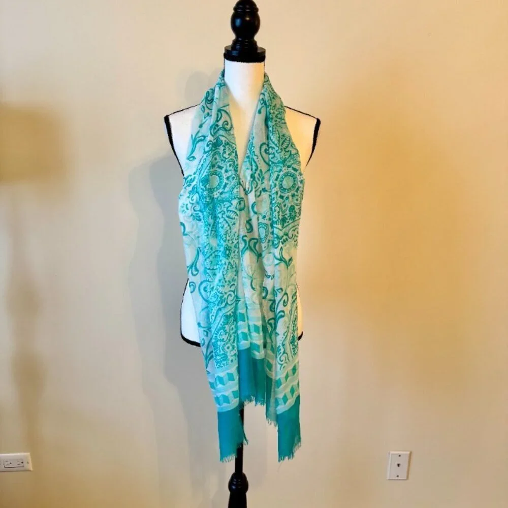 Charming Charlie Women's Turquoise Geometric Knit Scarf Neck Cruise Resort